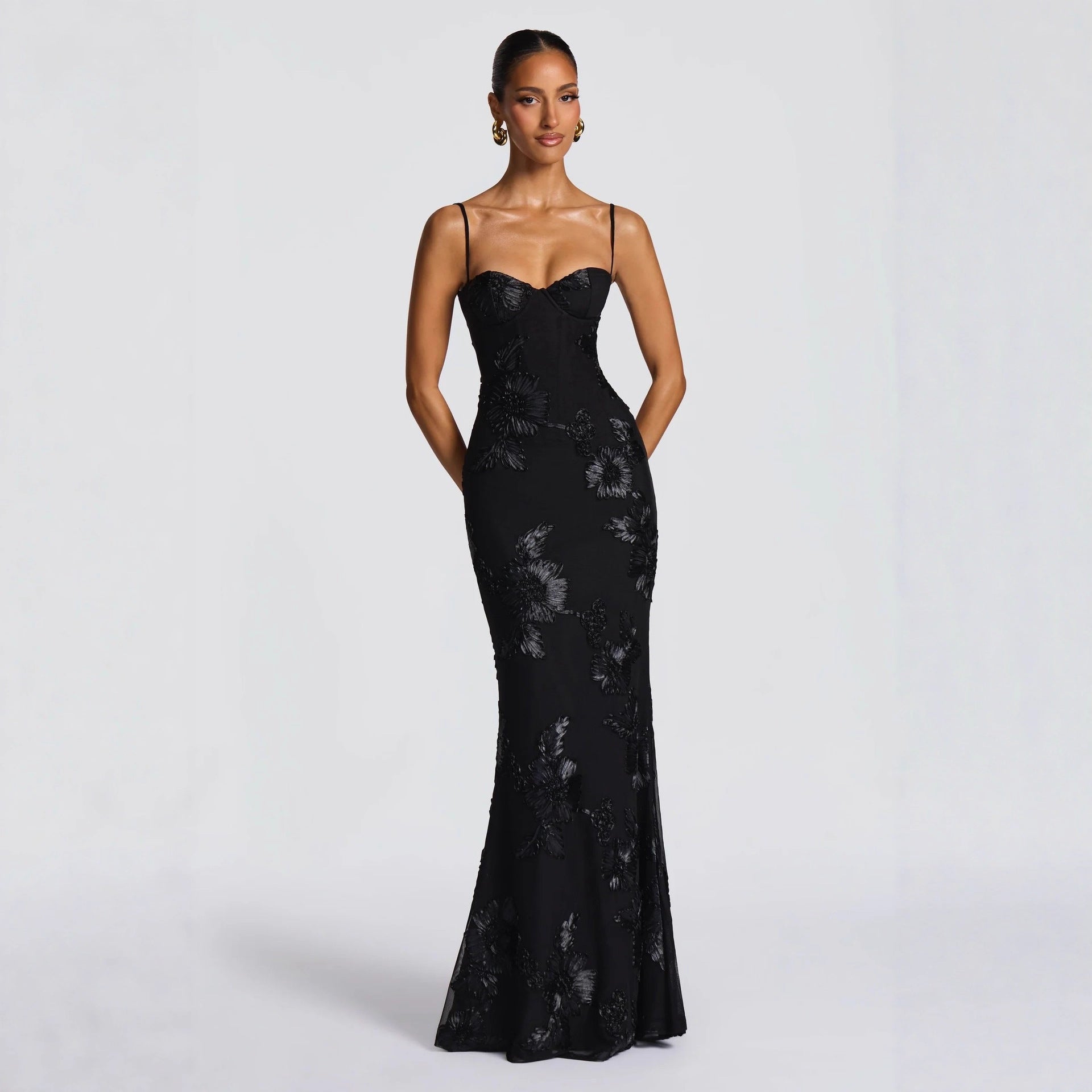 Floral Maxi Dress with Spaghetti Straps – Elegant Summer Gown