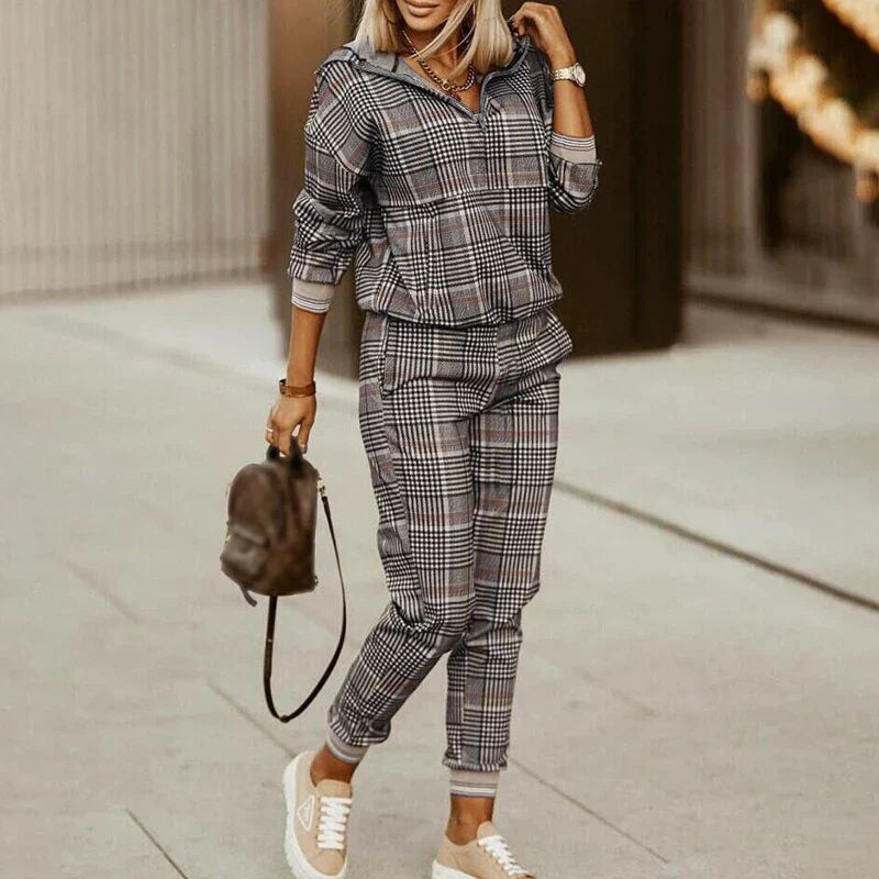 Women's Patterned Zipper Tracksuit Set | Relaxed Fit